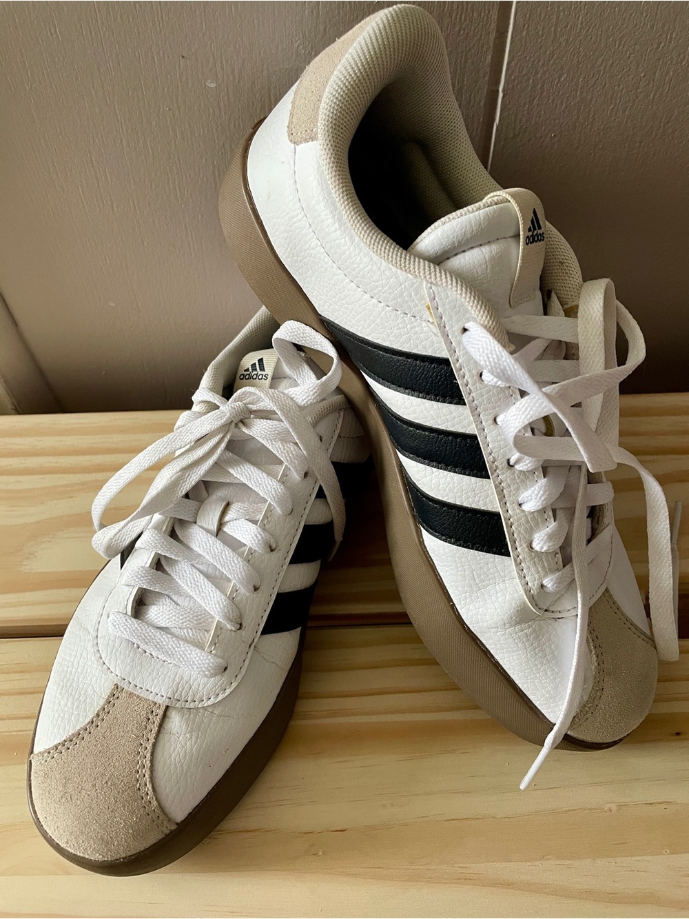 ADIDAS VL COURT 3.0 SHOES - Black Stripes and Tan Accents EUC W8